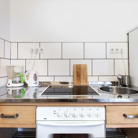 3 Bedroom Apartment Берлин Екстериор снимка