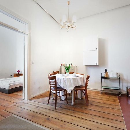 3 Bedroom Apartment Берлин Екстериор снимка