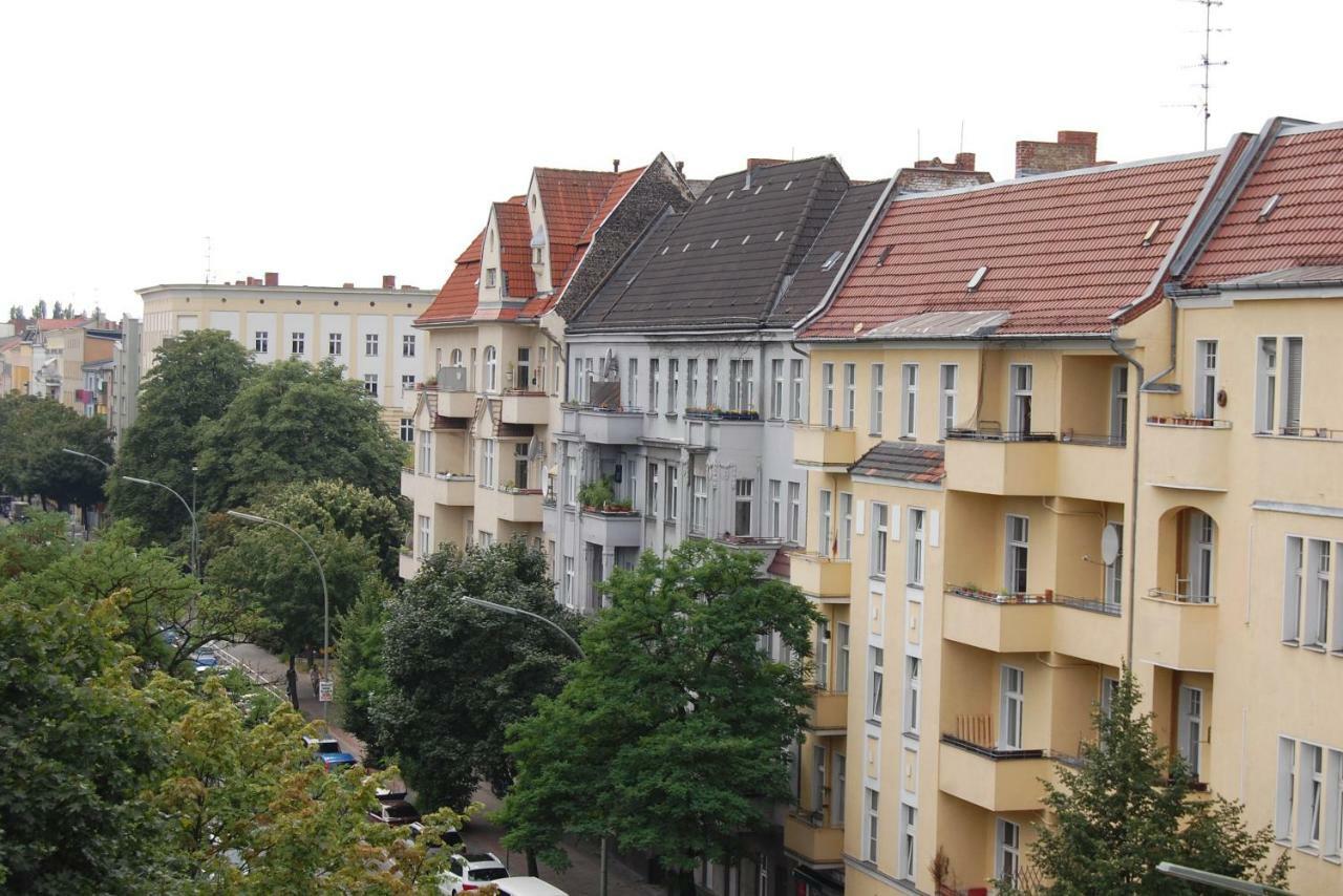 3 Bedroom Apartment Берлин Екстериор снимка