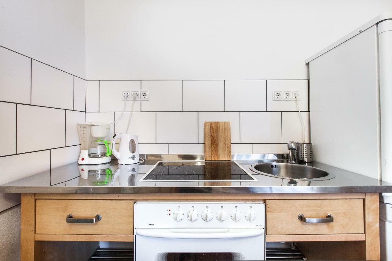 3 Bedroom Apartment Берлин Екстериор снимка