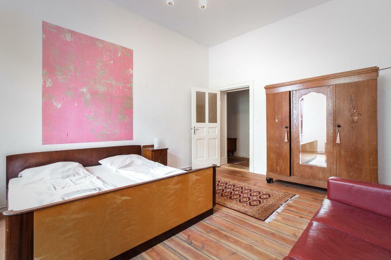 3 Bedroom Apartment Берлин Екстериор снимка